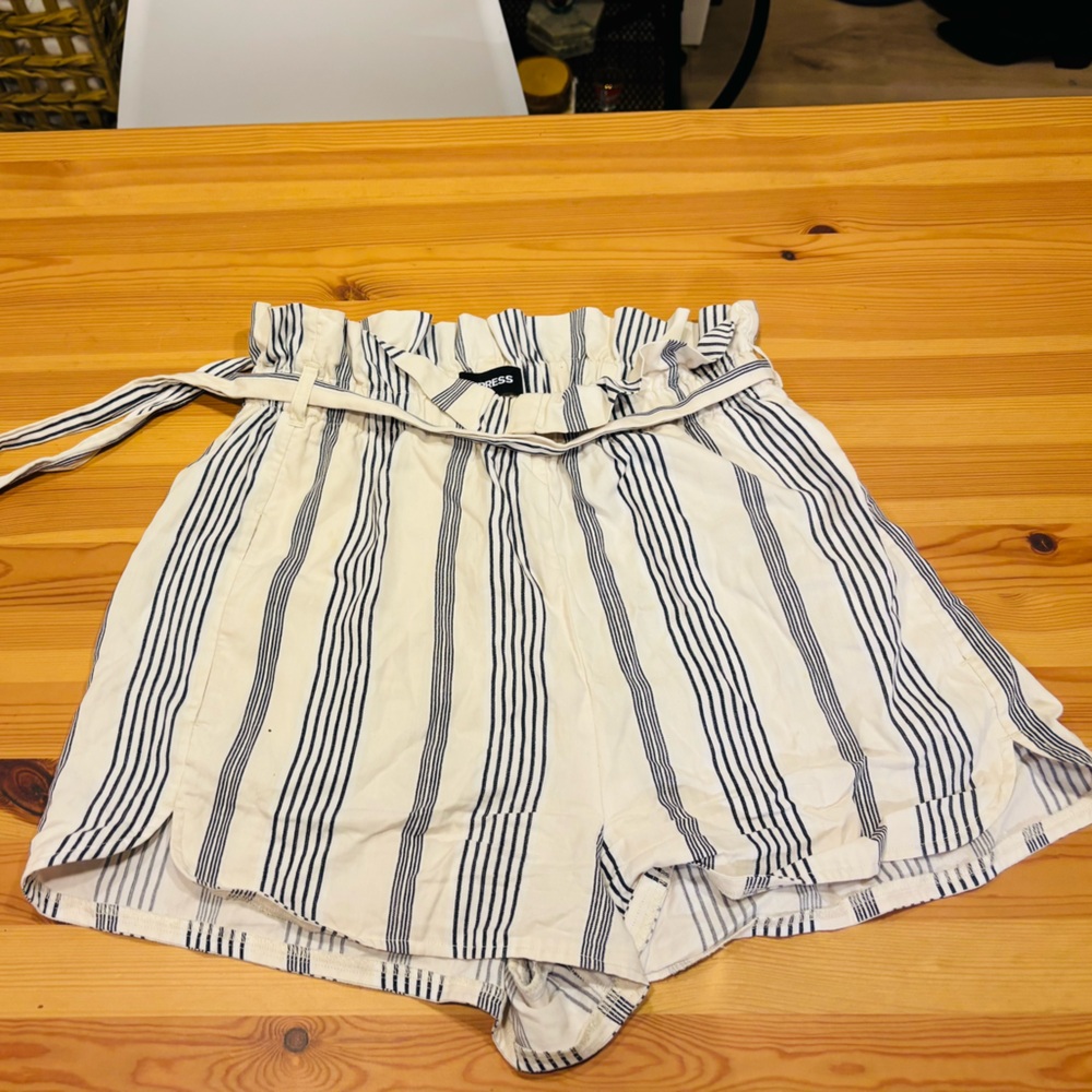 Express Striped High-Waisted Shorts with Belt
